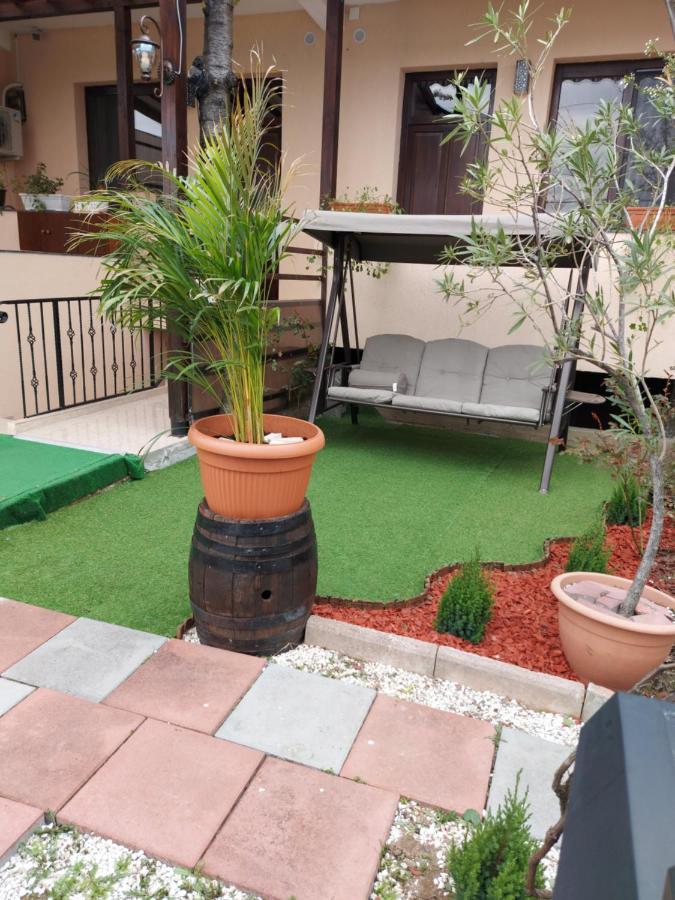 Casa Evelyn Hotel Orşova Exterior foto